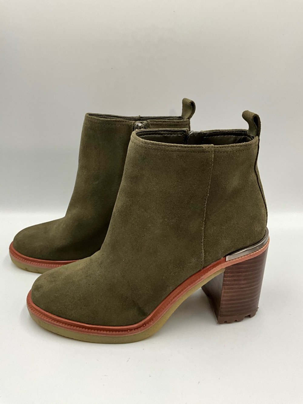 Vince Camuto Booties Size 7.5 Olive Suede Ankle Bootie with Stacked Heel